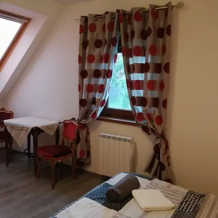 Case de vacanță Kuria Nyaralo *