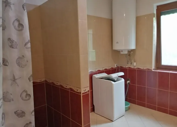Vakantiehuis Kuria Nyaralo